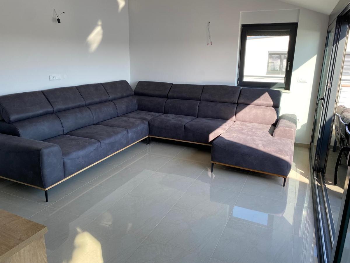 Penthouse Sunset Apartment เมดูลิน ภายนอก รูปภาพ